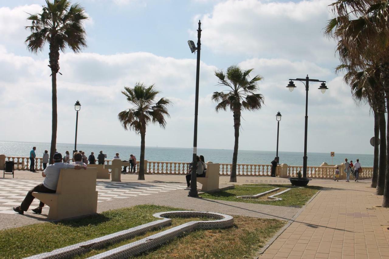 Chipiona Edf. Arrecife Apartment ภายนอก รูปภาพ